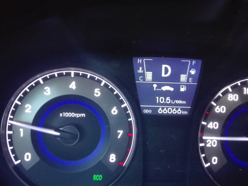 Hyundai Solaris бортовой компьютер