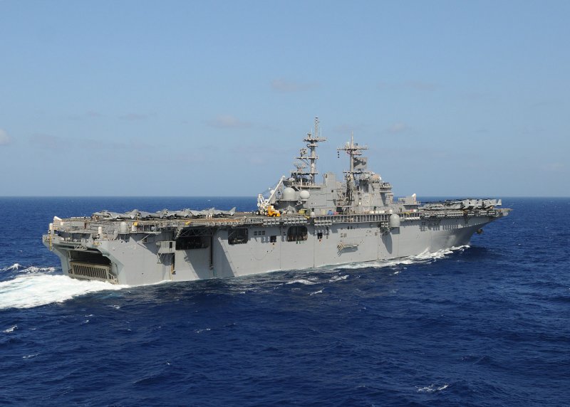 Как выглядит корабль USS Шмель