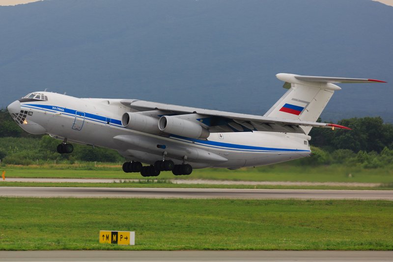 Ил 76 ra-76951