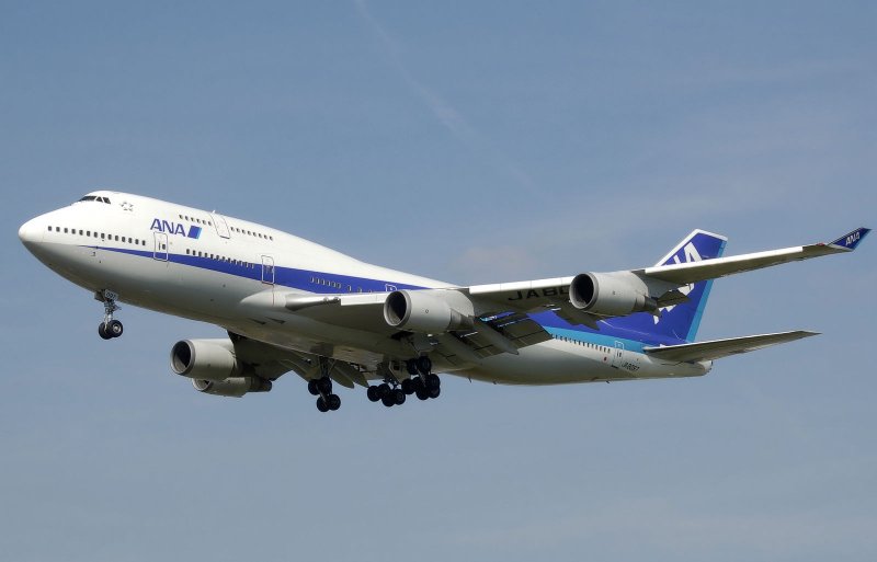 Боинг 747 4r7