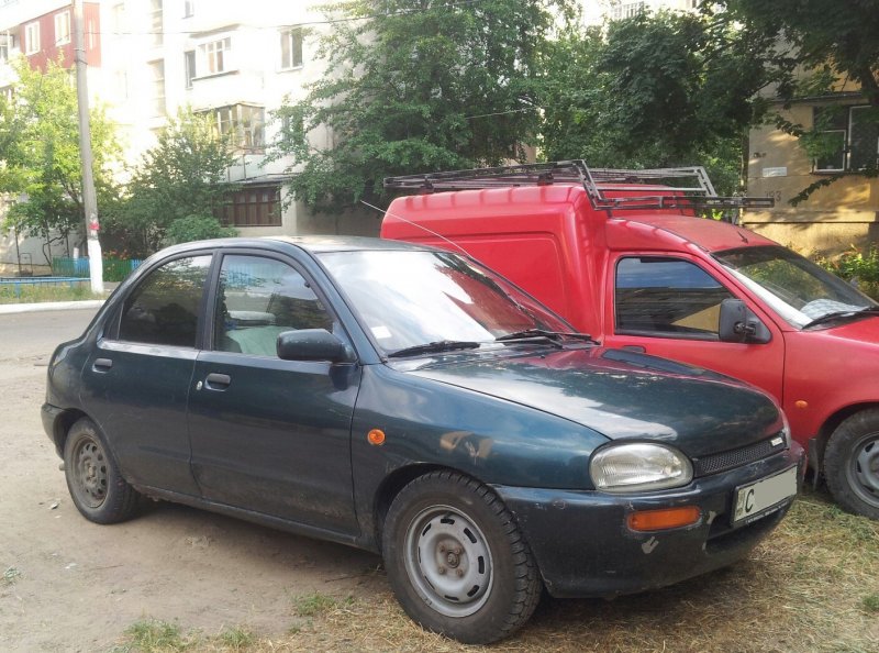 Mazda 121 1992