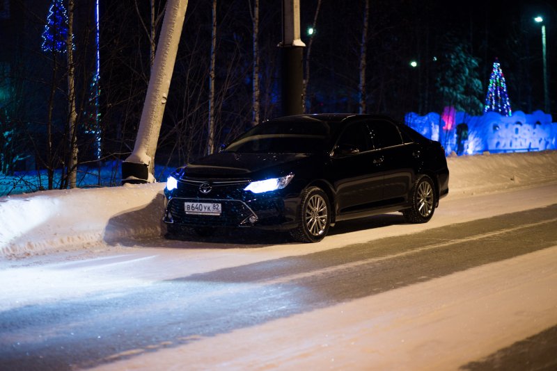 Toyota Camry 3.5 ночью