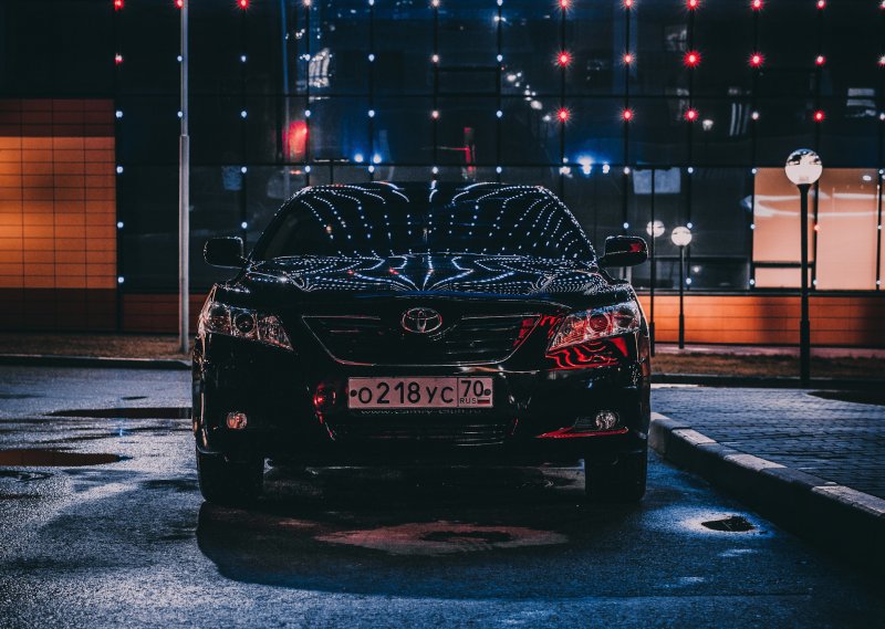 Toyota Camry Night