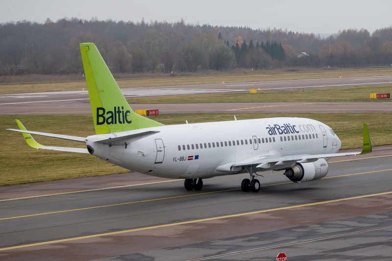 Boeing 737-300