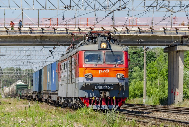 Пассажирский электровоз вл 10