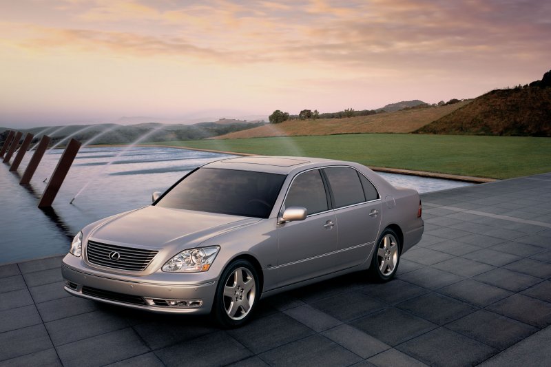 Лексус 430 2004