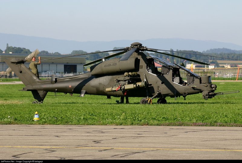Agusta a129