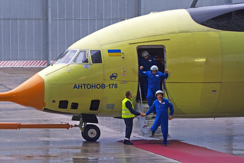 Новый транспортный самолет ил-112