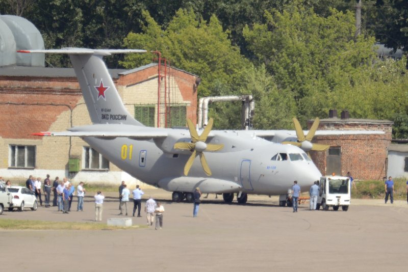 АН 140 vs ил 112в