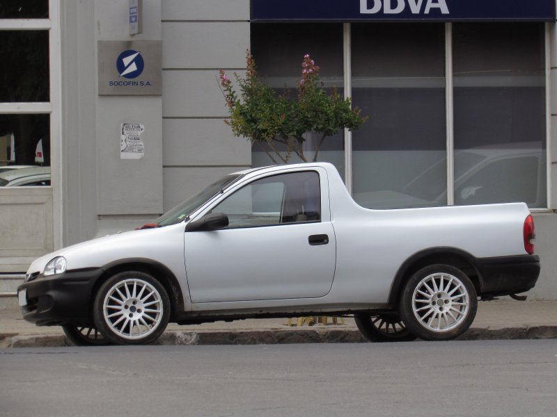Opel Corsa Utility пикап 1996-2004
