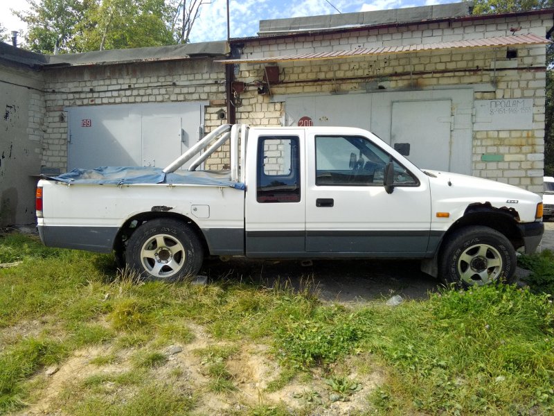 Opel Campo 2.3 МТ, 1992