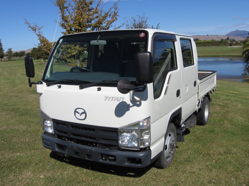 Mazda Titan wide 2004