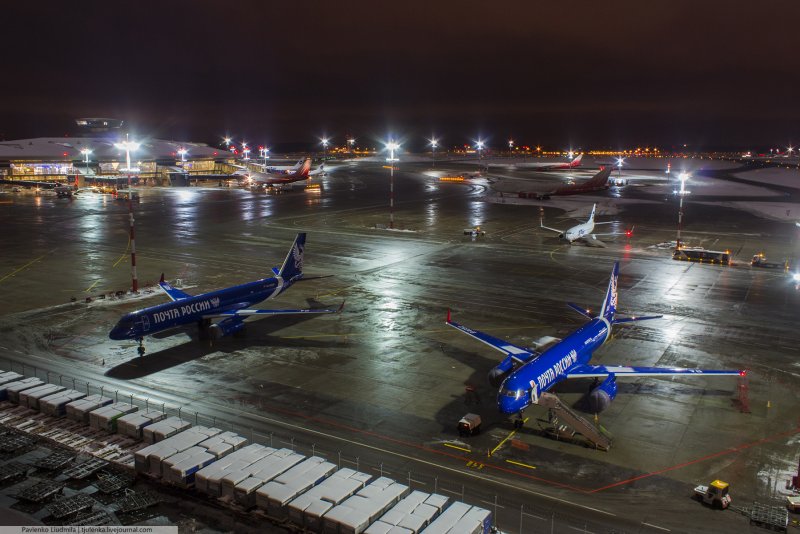 Внуково Azur Air
