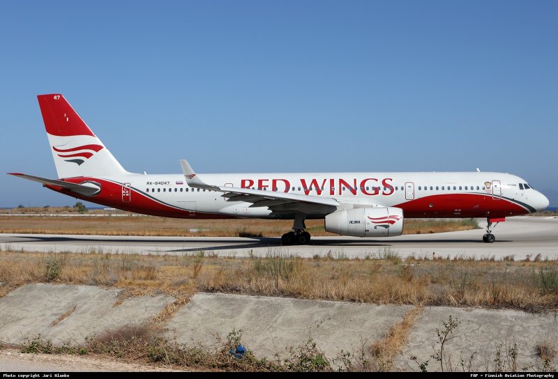 Сух Суперджет 100-95 Red Wings