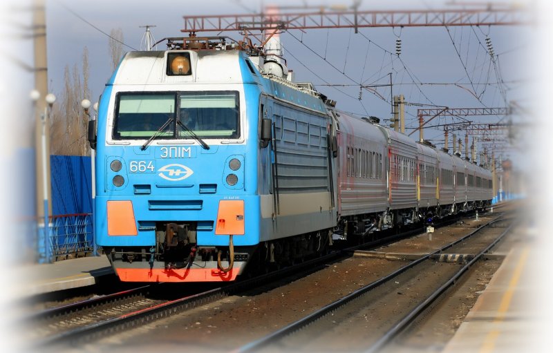 Локомотив поезд электровоз