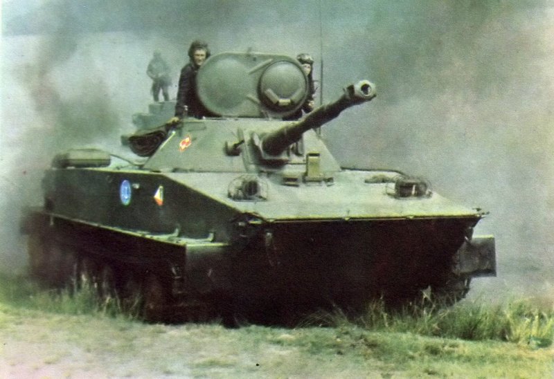 Пт-76б Трумпетер гусеницы