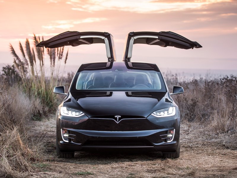 Электромобиль Tesla model x