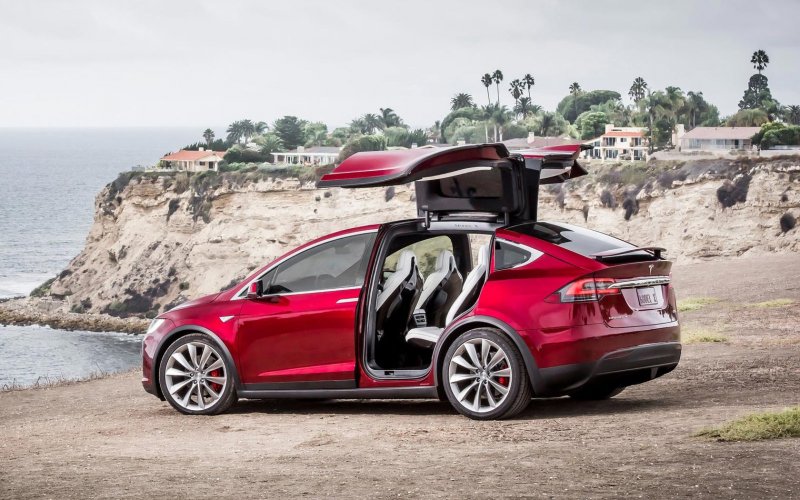 Электрокар Tesla model x