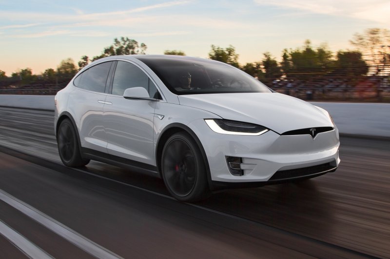 Tesla model x 2