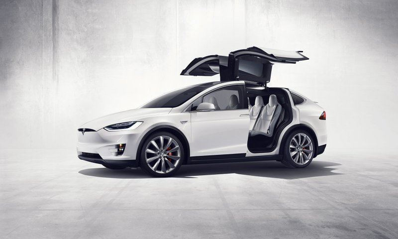 Tesla кроссовер model x