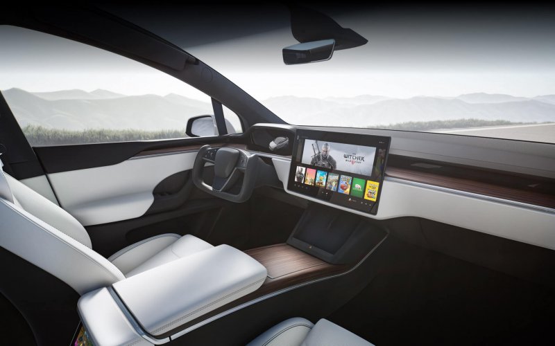 Тесла model s Plaid 2021