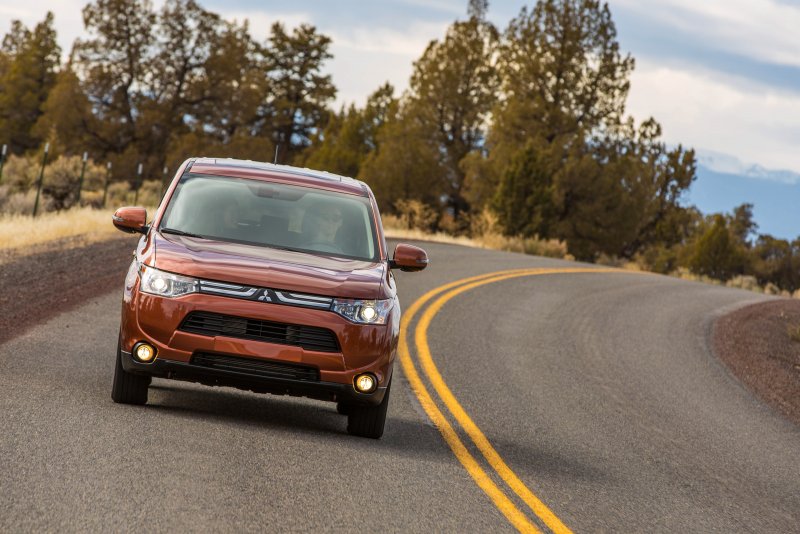 Mitsubishi Outlander lll