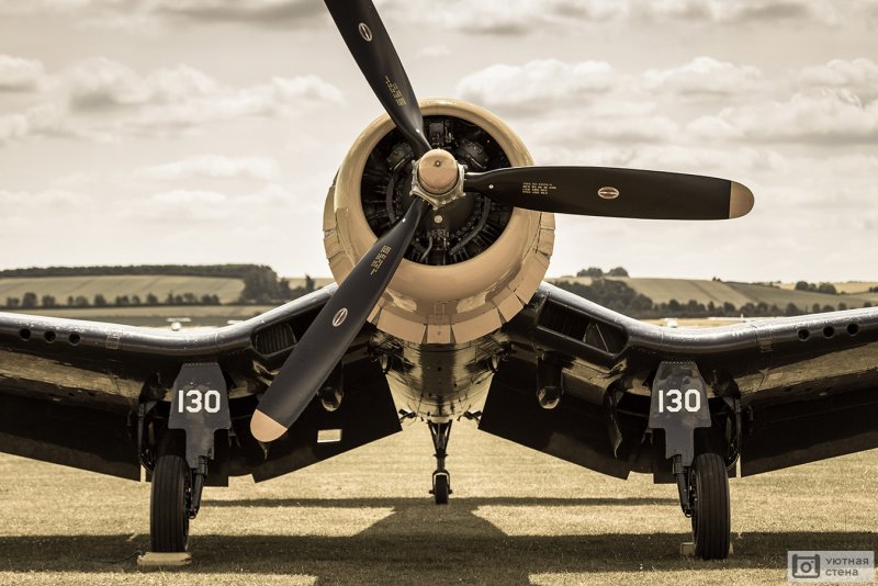 Самолет Корсар f4u