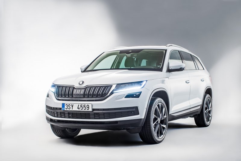 Škoda Kodiaq белая