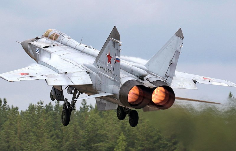 Миг-31 Foxhound
