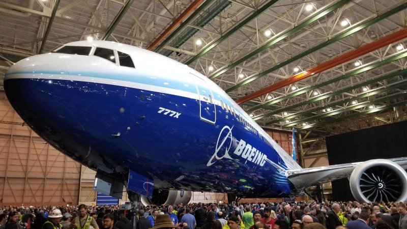 Боинг 777x первый полет