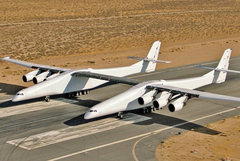 Scaled Composites Stratolaunch model 351