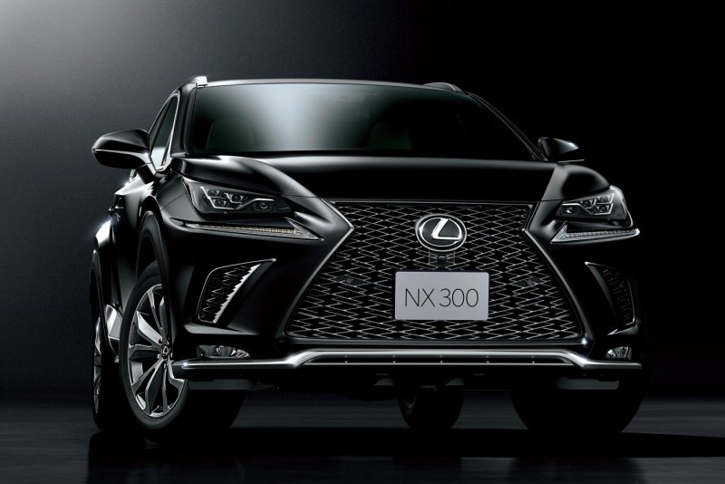 Лексус nx300 серебристый