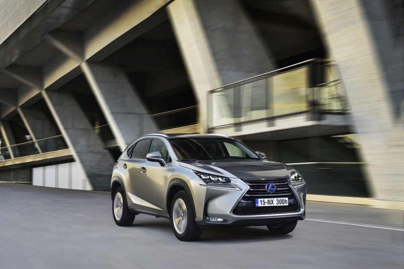 Lexus NX 300 2021