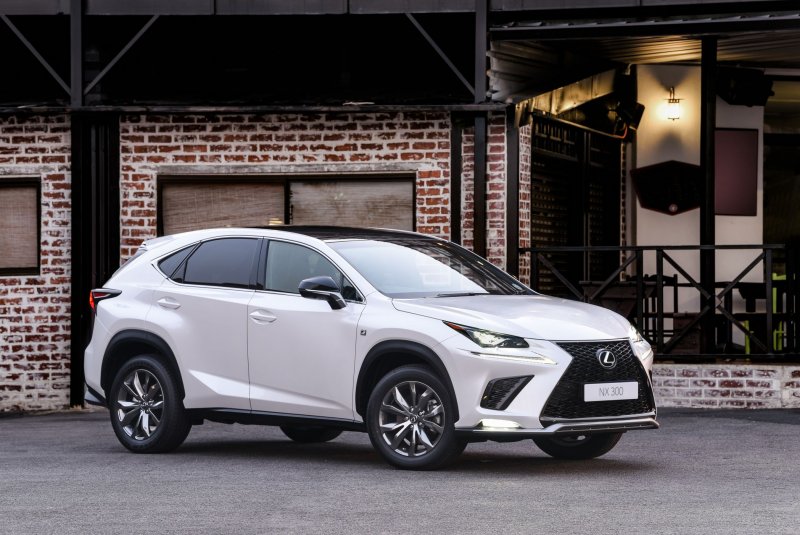 Lexus nx300 2018