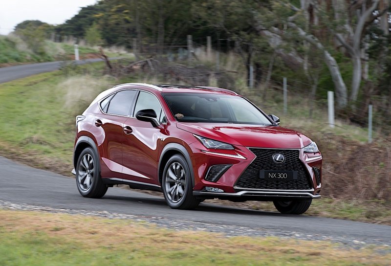 Лексус NX 300 H Hybrid