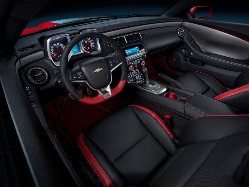 Chevrolet Camaro 2016 салон
