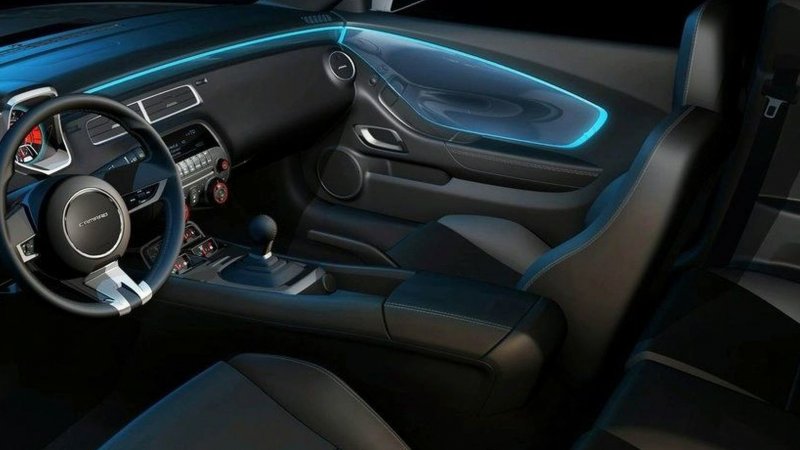 Chevrolet Camaro vi салон