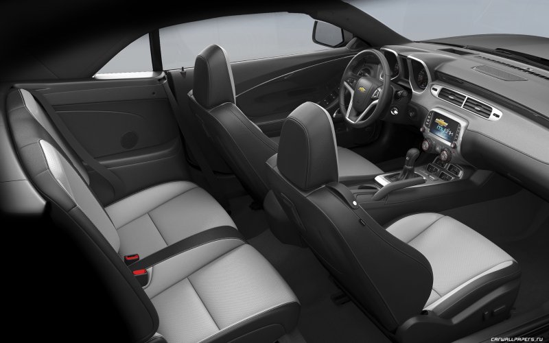 Chevrolet Camaro 2010 салон