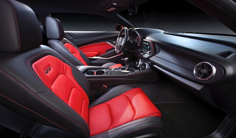 Chevrolet Camaro 2016 салон