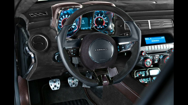 Chevrolet Camaro 2010 салон