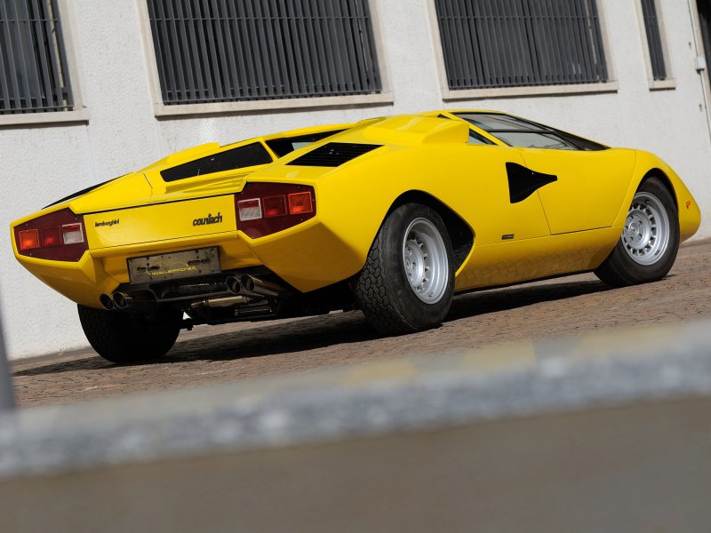 Ламборгини Каунтач lp400