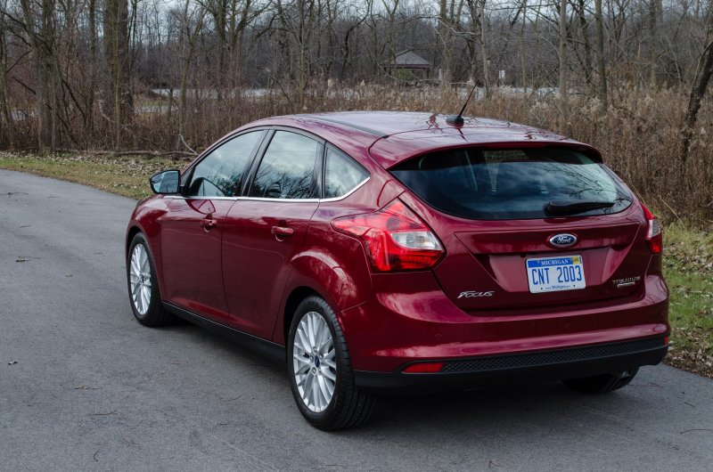 Ford Focus Titanium хэтчбек