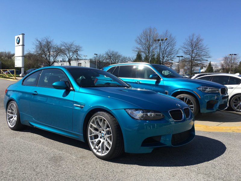 BMW f10 синий хром