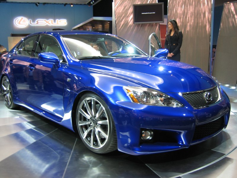 Лексус ISF