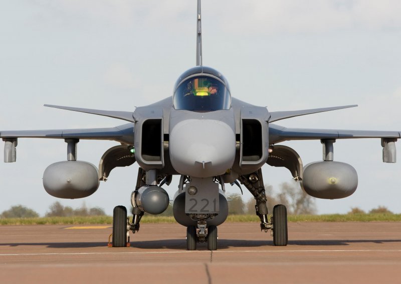 Шведские истребители Saab Jas 39 Gripen