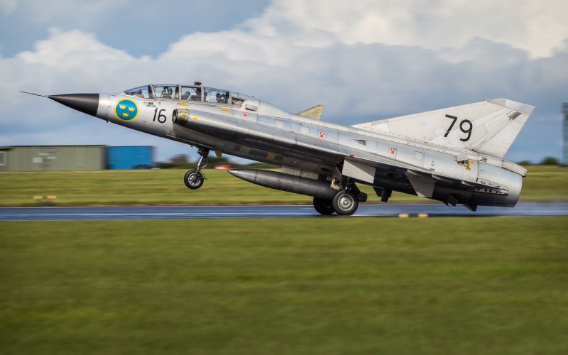 Шведский истребитель Saab Draken