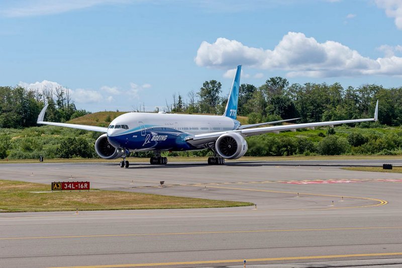 Боинг 737-700