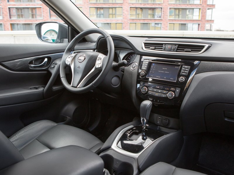 Nissan x-Trail 2018 салон