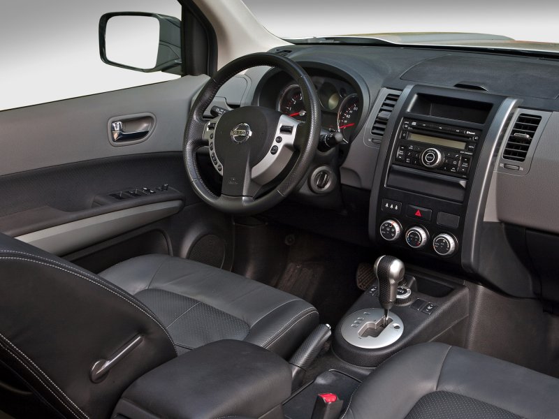 Nissan x-Trail 2007 салон