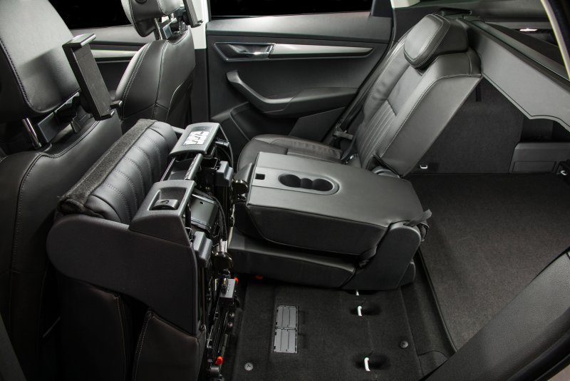 Skoda Karoq 2021 салон